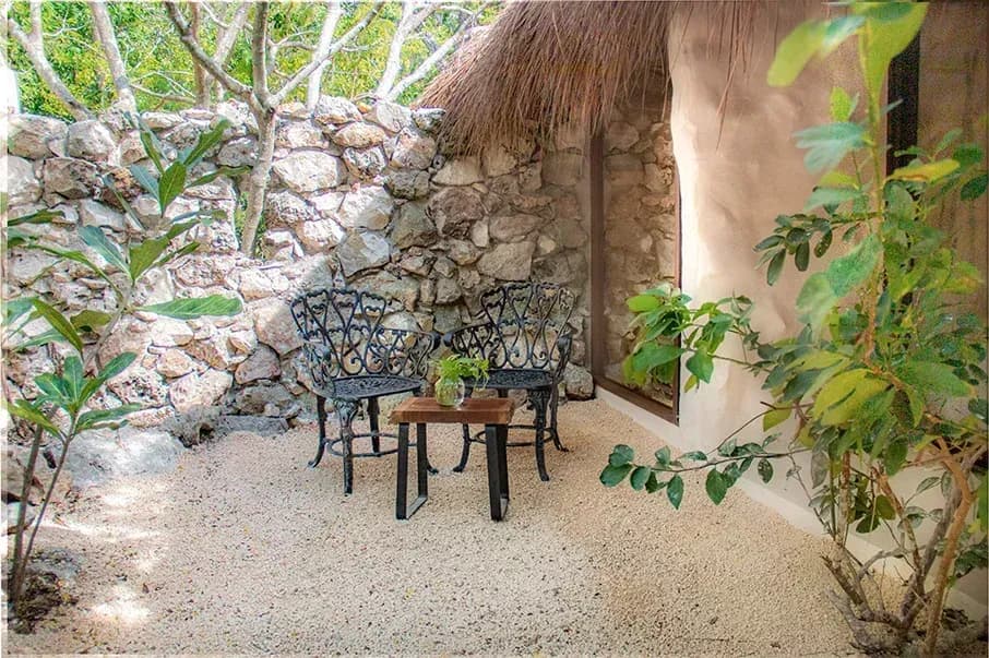 Eco Maya Cabin of stone and palapa in the jungle of Tulum, Pepem (4)